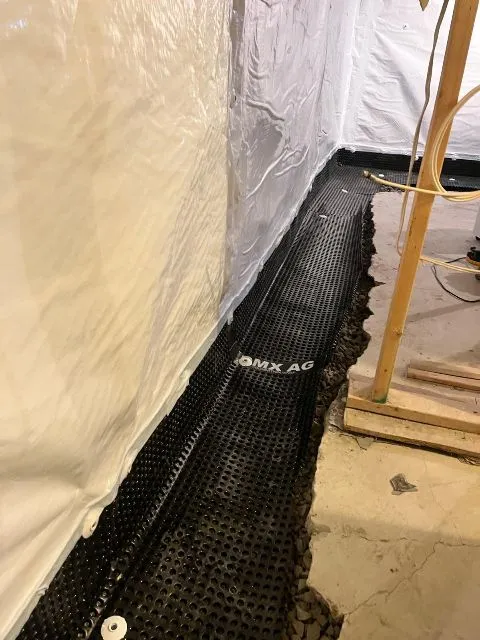 Problème d’infiltration d’eau et imperméabilisation de sous-sol à Pierrefonds, QC