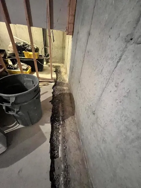 Problème d’infiltration d’eau et imperméabilisation de sous-sol à Pierrefonds, QC