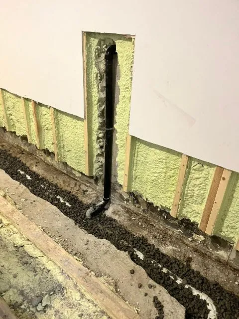 Imperméabilisation du Sous-Sol par l’Intérieur à Rosemère, QC