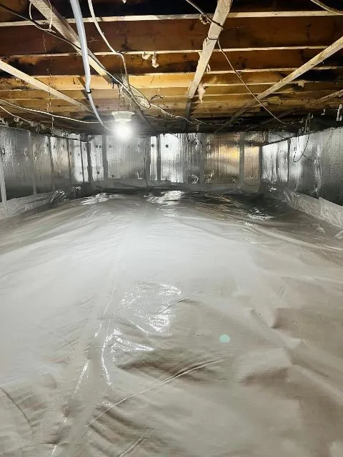 Humidity and Reinforcement Issues Identified in the Crawl Space of Terrebonne, QC