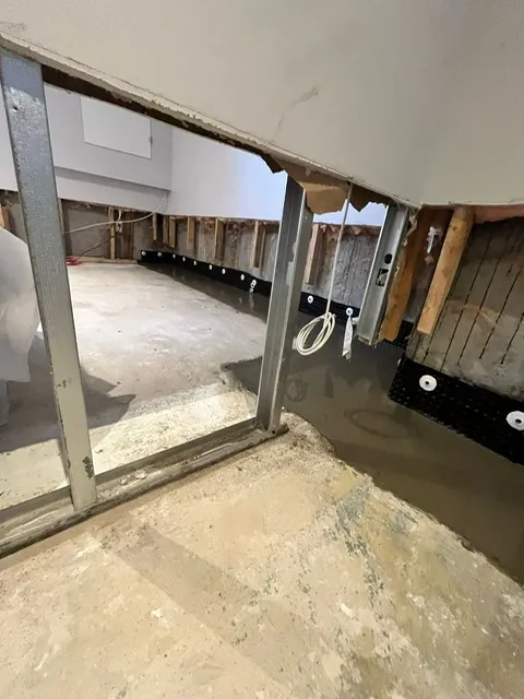 Imperméabilisation et Installation de Drain Intérieur à Pierrefonds, QC Imperméabilisation et Installation de Drain Intérieur à Pierrefonds, QC