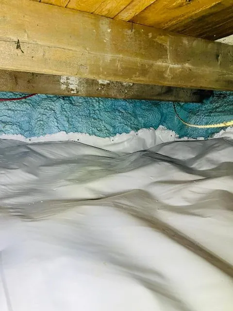 Crawl Space Encapsulation in Mascouche, QC Crawl Space Encapsulation in Mascouche, QC