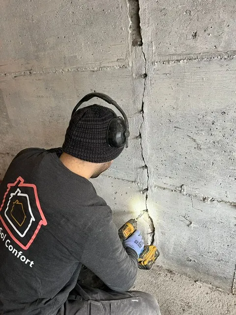 Réparation de la fissure interne dans le solage à Saint-Laurent, QC