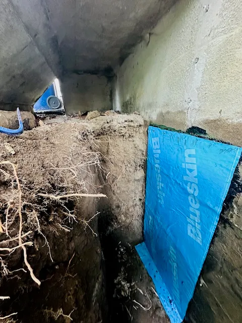 Exterior Foundation Crack Repair in Montreal, QC Exterior Foundation Crack Repair in Montreal, QC