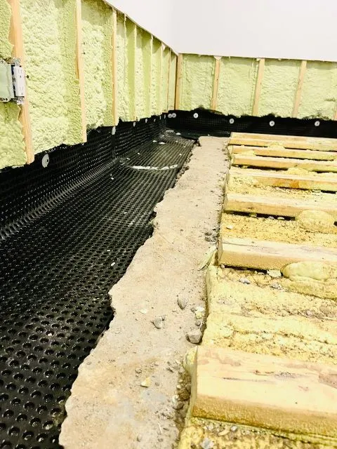 Imperméabilisation du Sous-Sol par l’Intérieur à Rosemère, QC
