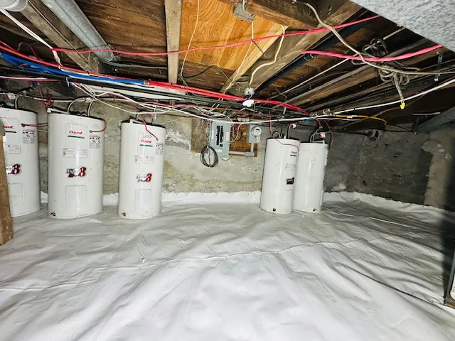 Crawl Space Encapsulation and Insulation in Montreal, QC