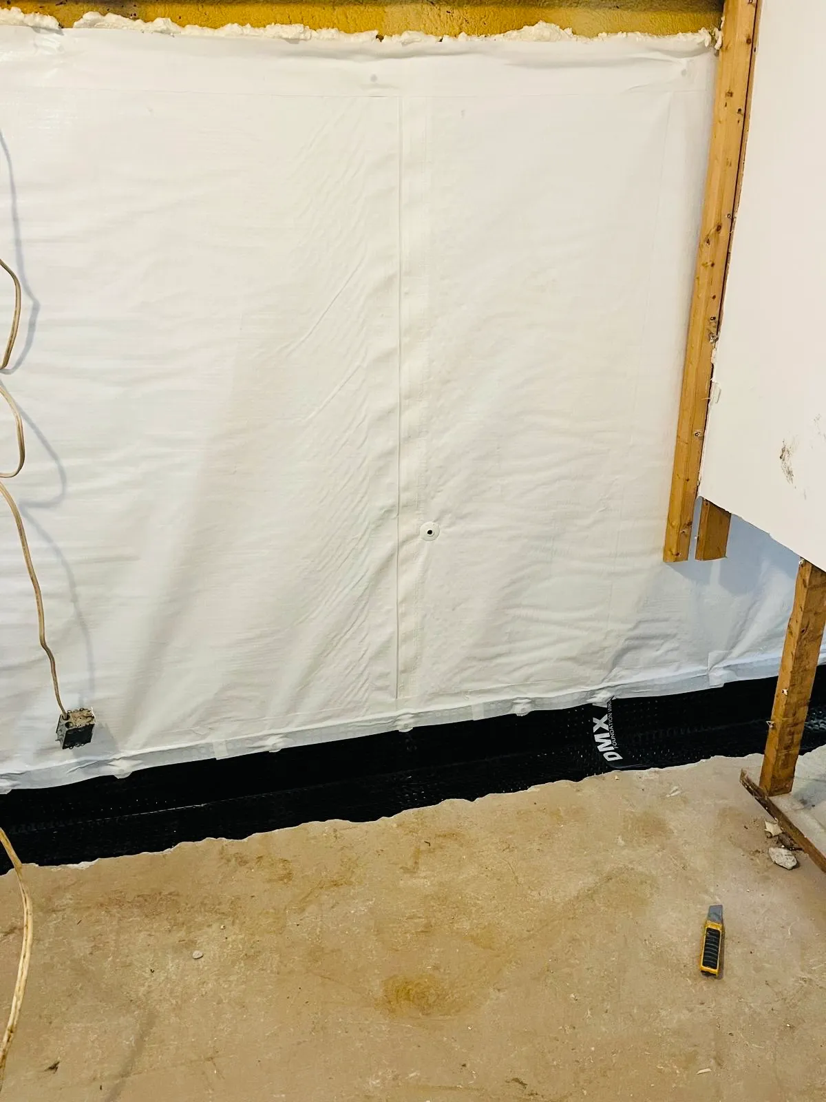 Problème d’infiltration d’eau et Imperméabilisation de sous-sol à Laval, QC