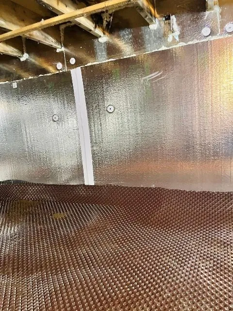 Humidity and Reinforcement Issues Identified in the Crawl Space of Terrebonne, QC