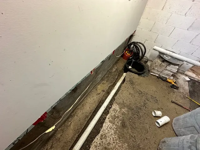 Imperméabilisation et Installation de drain intérieur à Chomedey, Laval, QC