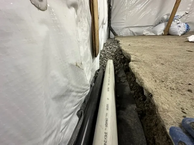 Imperméabilisation et installation de drain intérieur à Salaberry-de-Valleyfield, QC Imperméabilisation et installation de drain intérieur à Salaberry-de-Valleyfield, QC