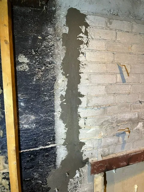 Réparer la fissure interne dans le solage à Laval des Rapides, QC Réparer la fissure interne dans le solage à Laval des Rapides, QC