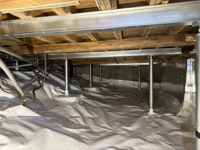 Crawl Space Encapsulation and Stabilization in Mont-Royal, QC