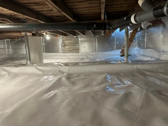 Problème d'isolation et de renforcement dans le vide sanitaire à Venise, QC