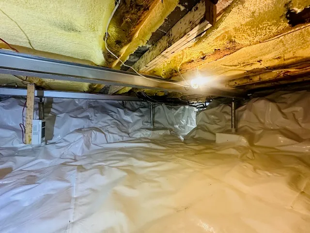 Solution pour la stabilisation et l’encapsulation d’un vide sanitaire à Bromont, QC Solution pour la stabilisation et l’encapsulation d’un vide sanitaire à Bromont, QC