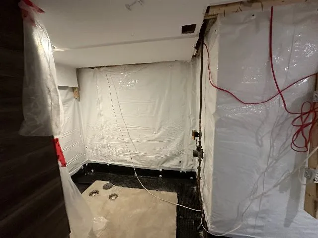 Imperméabilisation et installation d'un drain intérieur au sous-sol à Saint-Sulpice, QC Imperméabilisation et installation d'un drain intérieur au sous-sol à Saint-Sulpice, QC
