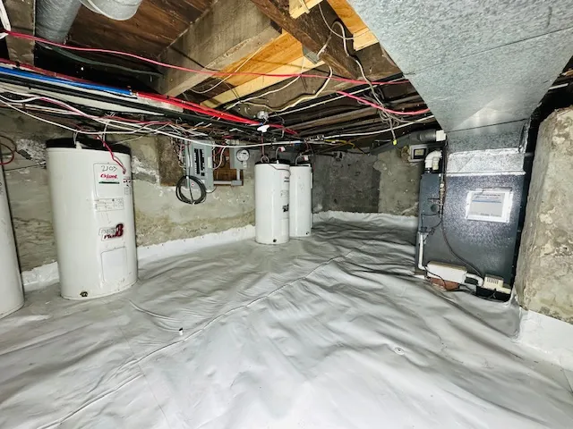 Crawl Space Encapsulation and Insulation in Montreal, QC
