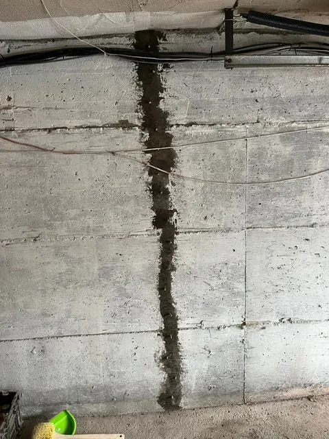 Réparation de la fissure interne dans le solage à Saint-Laurent, QC