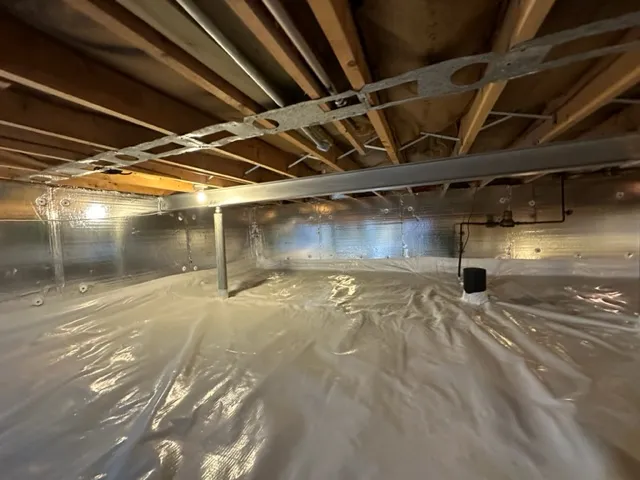 Solution pour la Stabilisation et l'Assainissement d'un Vide Sanitaire à Lévis, QC Solution pour la Stabilisation et l'Assainissement d'un Vide Sanitaire à Lévis, QC