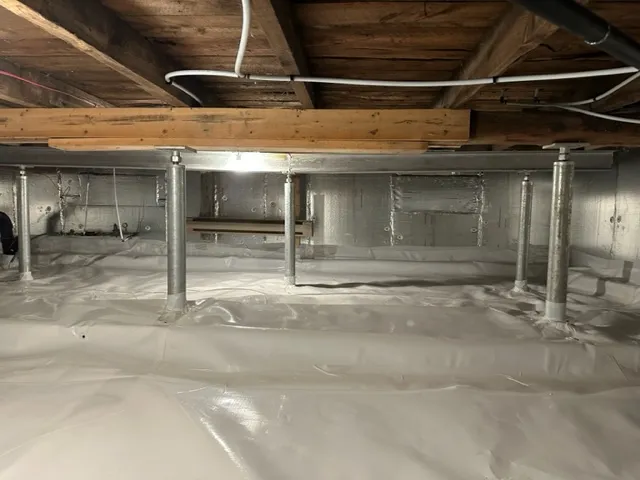 Problème d'isolation et de renforcement dans le vide sanitaire à Venise, QC