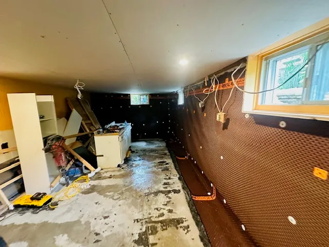 Interior Basement Waterproofing in Pointe-aux-Trembles, QC